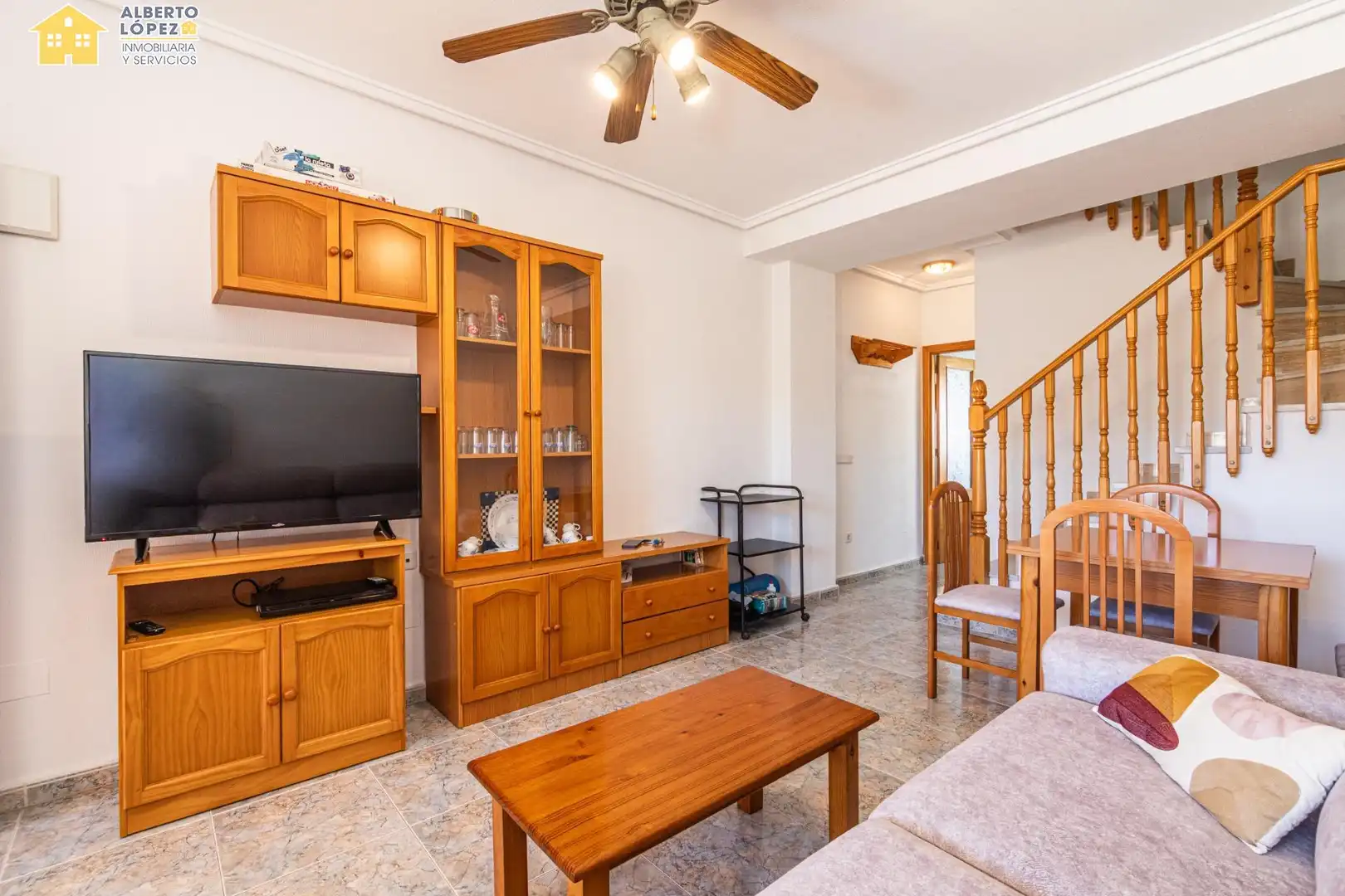 Bungalow with terrace for sale in Los Arenales del Sol, imagen 8