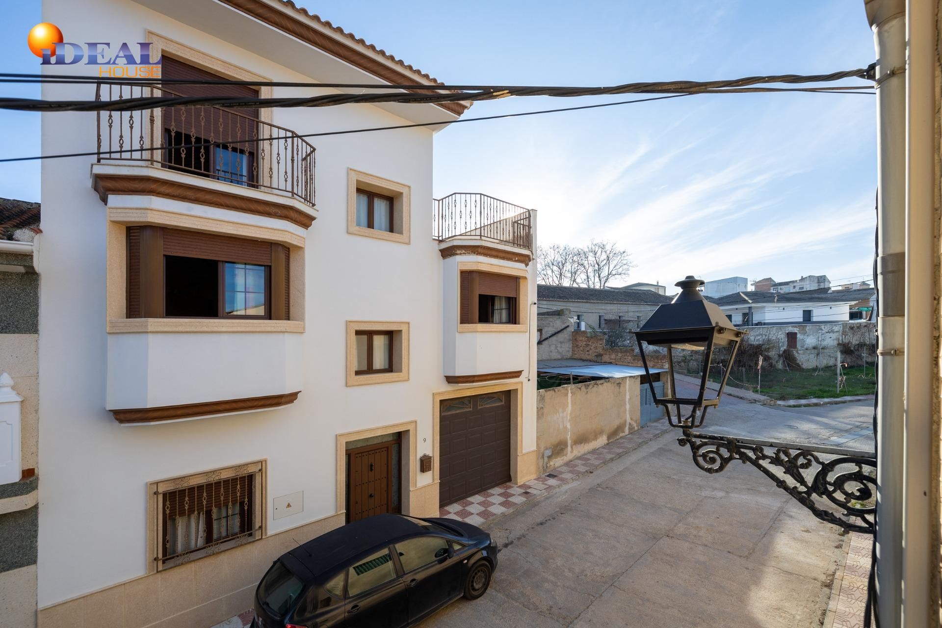 Casa adosada en venda a Salar