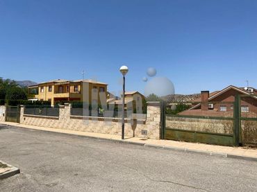 Terrenos y solares en venta en La Guardia de Jaén