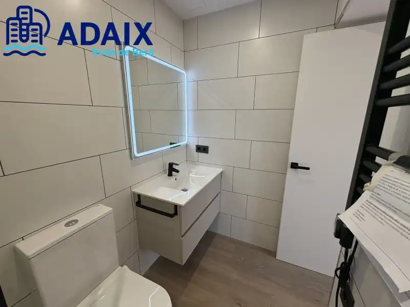 Bathroom of Ground floor for sale in Roda de Berà