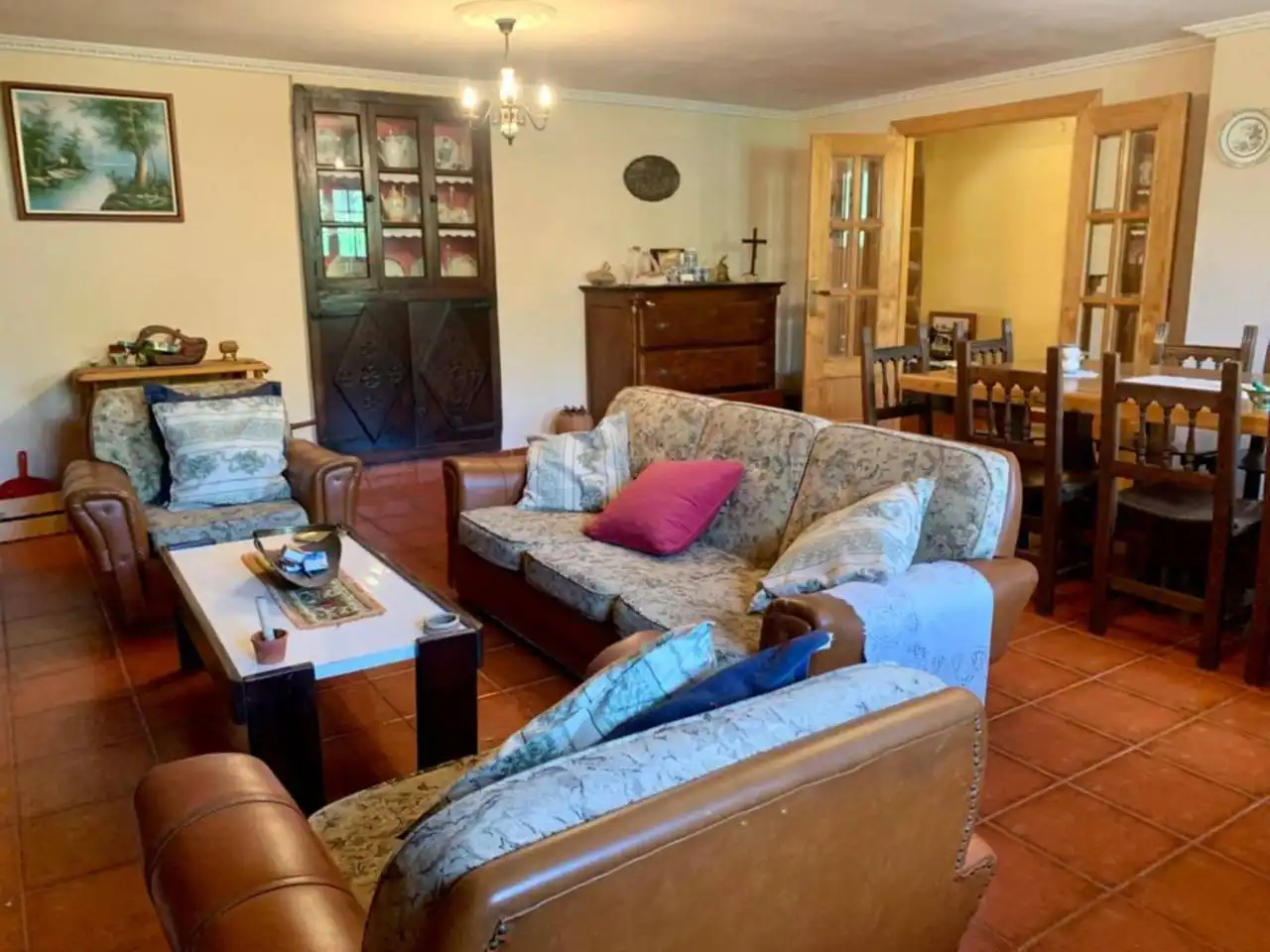 Sala de estar de Casa o chalet en venta en Arija con Calefacción, Jardín privado y Terraza