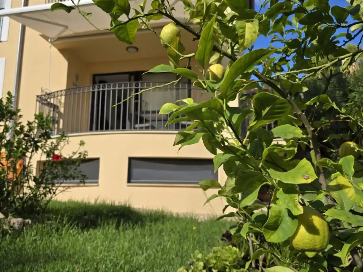 Vista exterior de Piso en venta en Andratx con Aire acondicionado, Jardín privado y Piscina