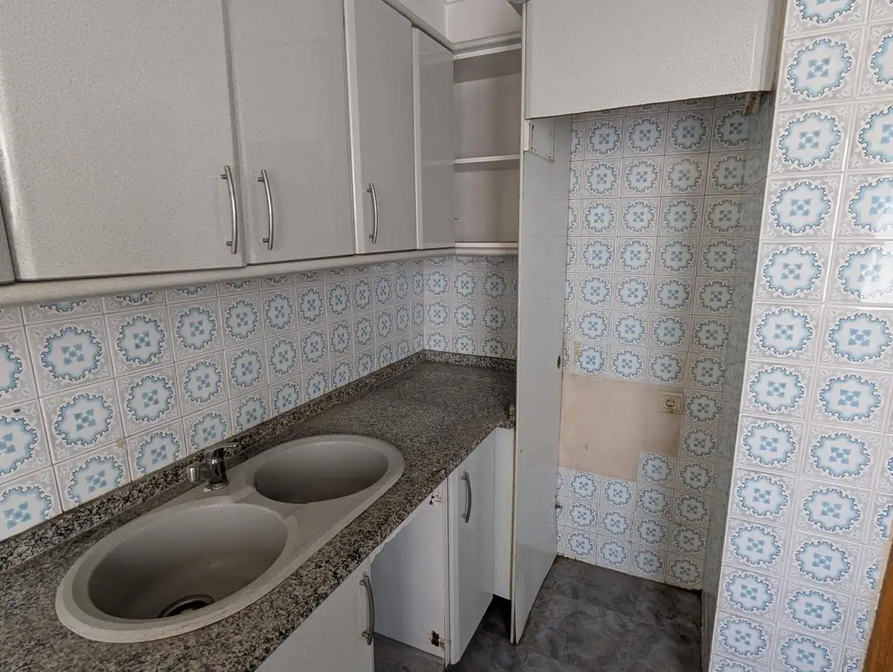Cocina de Piso en venta en Valencia