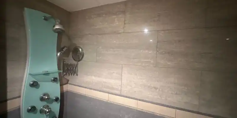 Bany de Casa adosada en venda en Villanueva del Trabuco amb Aire condicionat, Terrassa i Traster