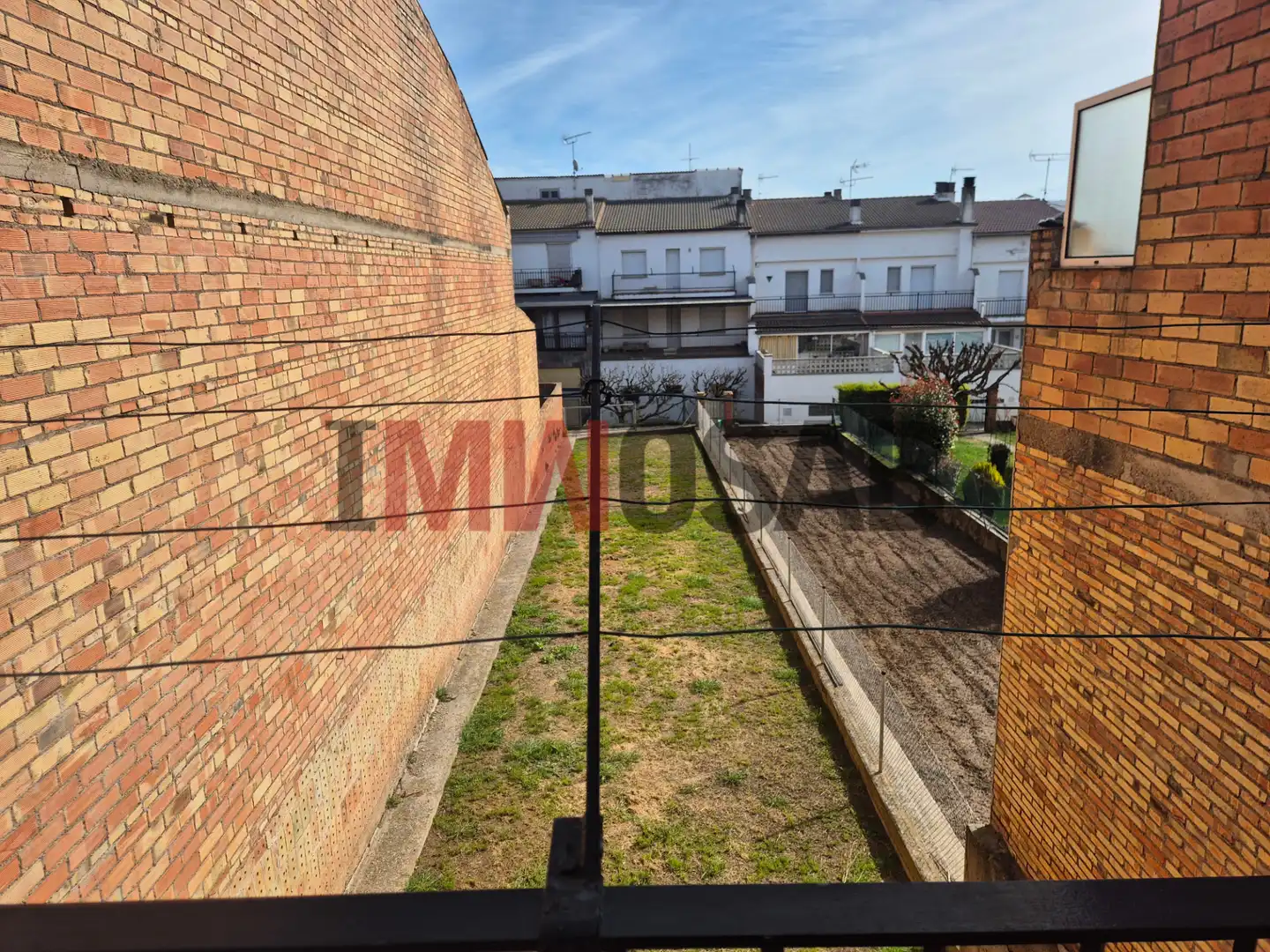 Terrassa de Casa adosada en venda en Prats de Lluçanès amb Calefacció, Jardí privat i Terrassa