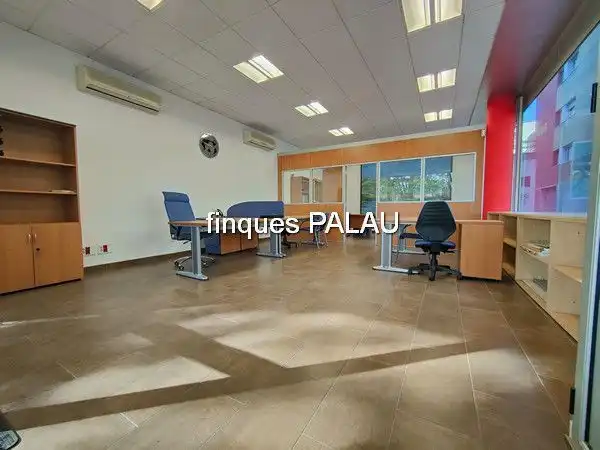 Business premises to rent in Centre, imagen 12