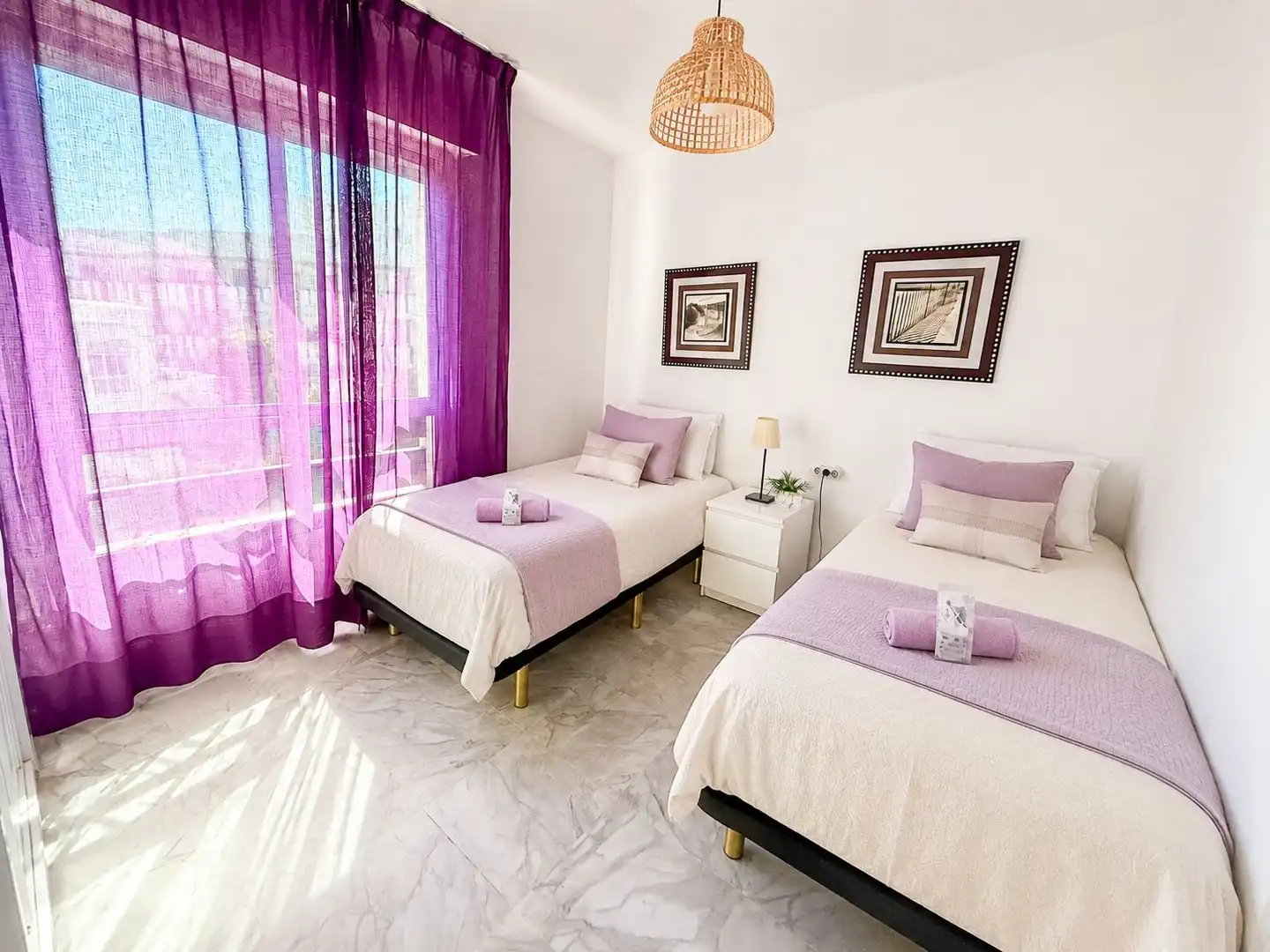 Habitación de Apartamento en venta en Marbella con Aire acondicionado, Trastero y Piscina comunitaria