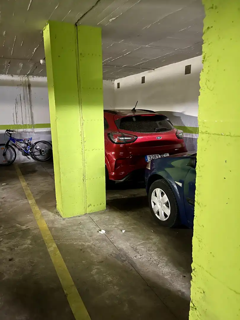 Parkplatz mit Aufzug zum Verkauf in Carrer Rei Martí l'Humà 15, imagen 5