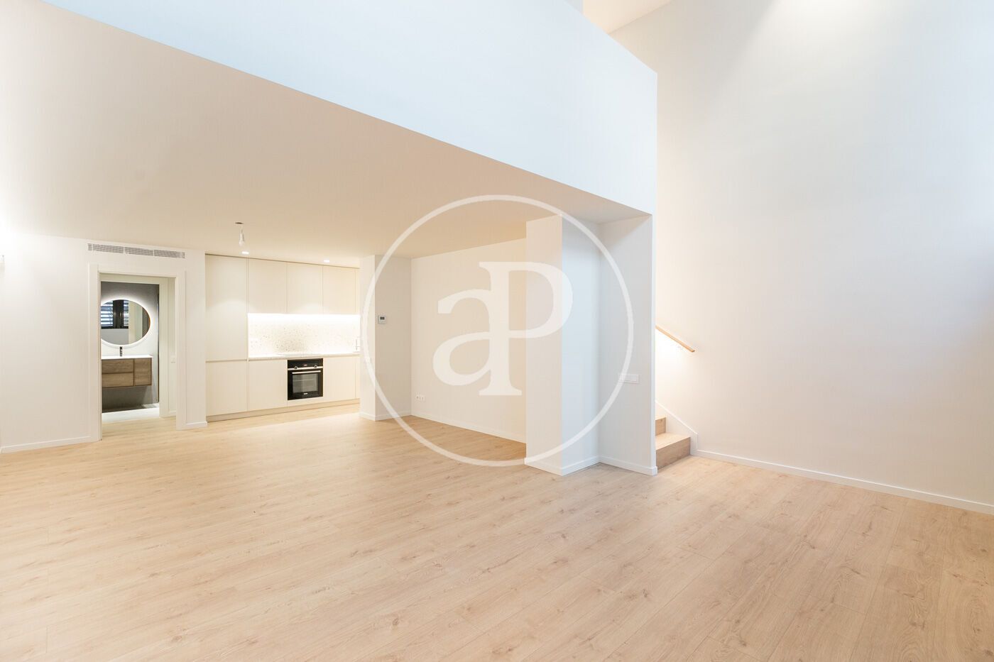 Loft to rent in  Barcelona Capital  with Air Conditioner and Heating