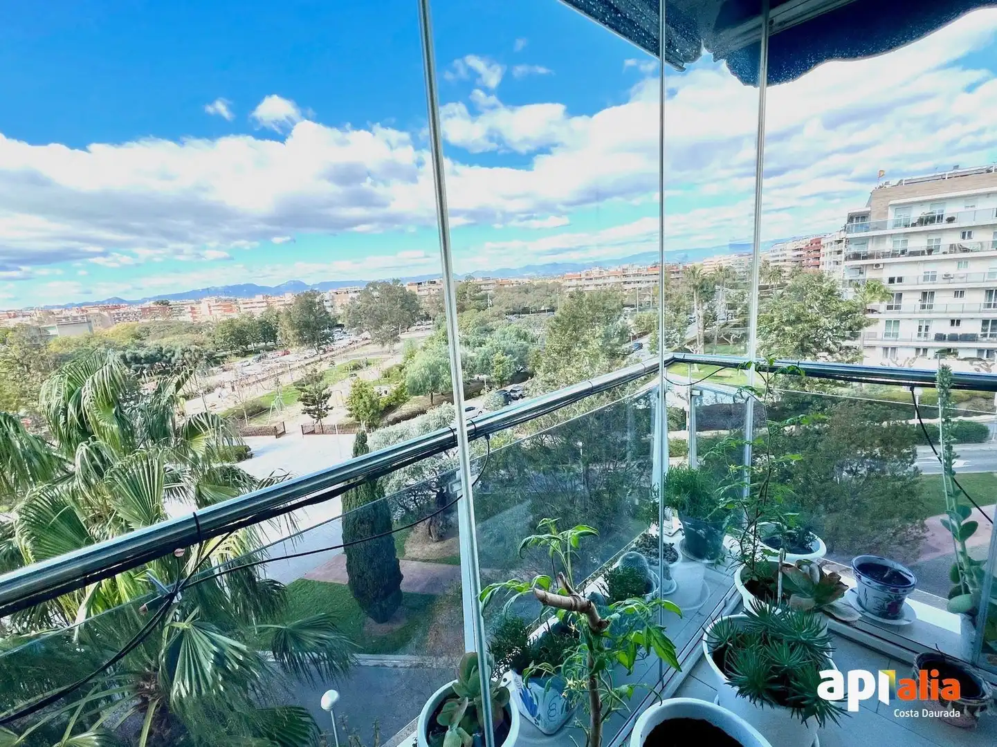 Jardín de Piso en venta en Salou con Aire acondicionado, Terraza y Piscina