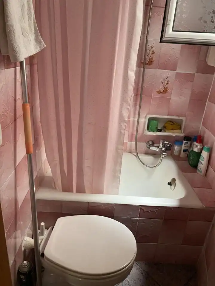 Bany de Edifici en venda en Santa Coloma de Gramenet