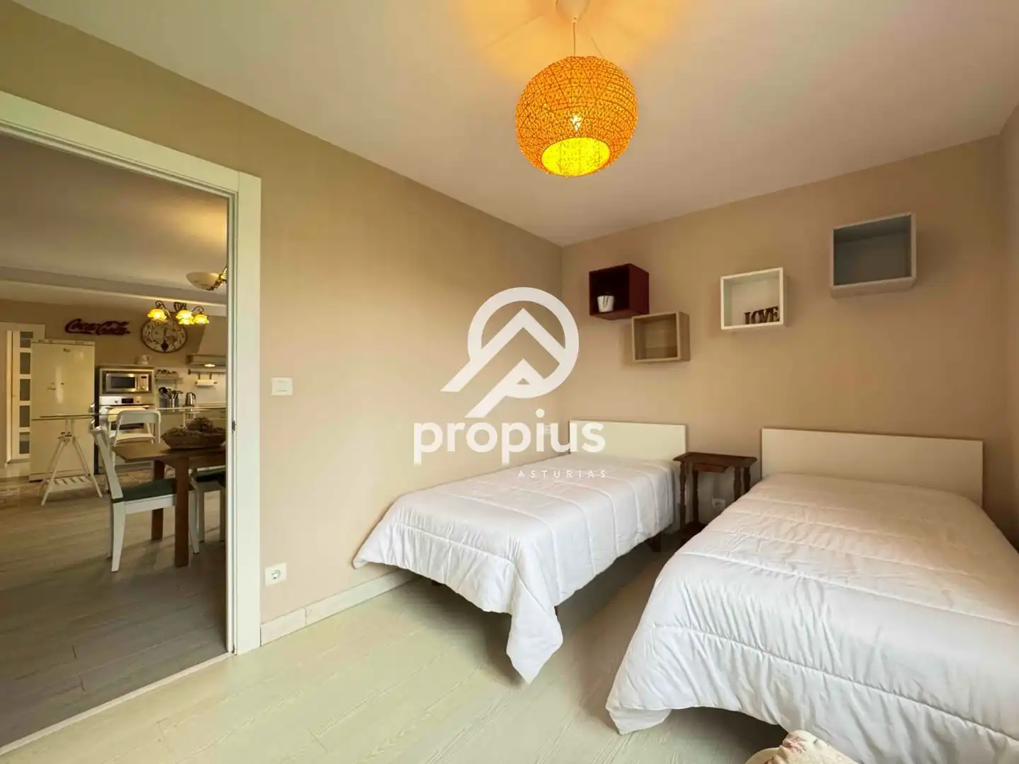 Habitación de Casa o chalet en venta en Ribadesella con Calefacción, Jardín privado y Terraza