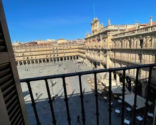 Vista exterior de Dúplex en venda en Salamanca Capital amb Aire condicionat, Terrassa i Balcó