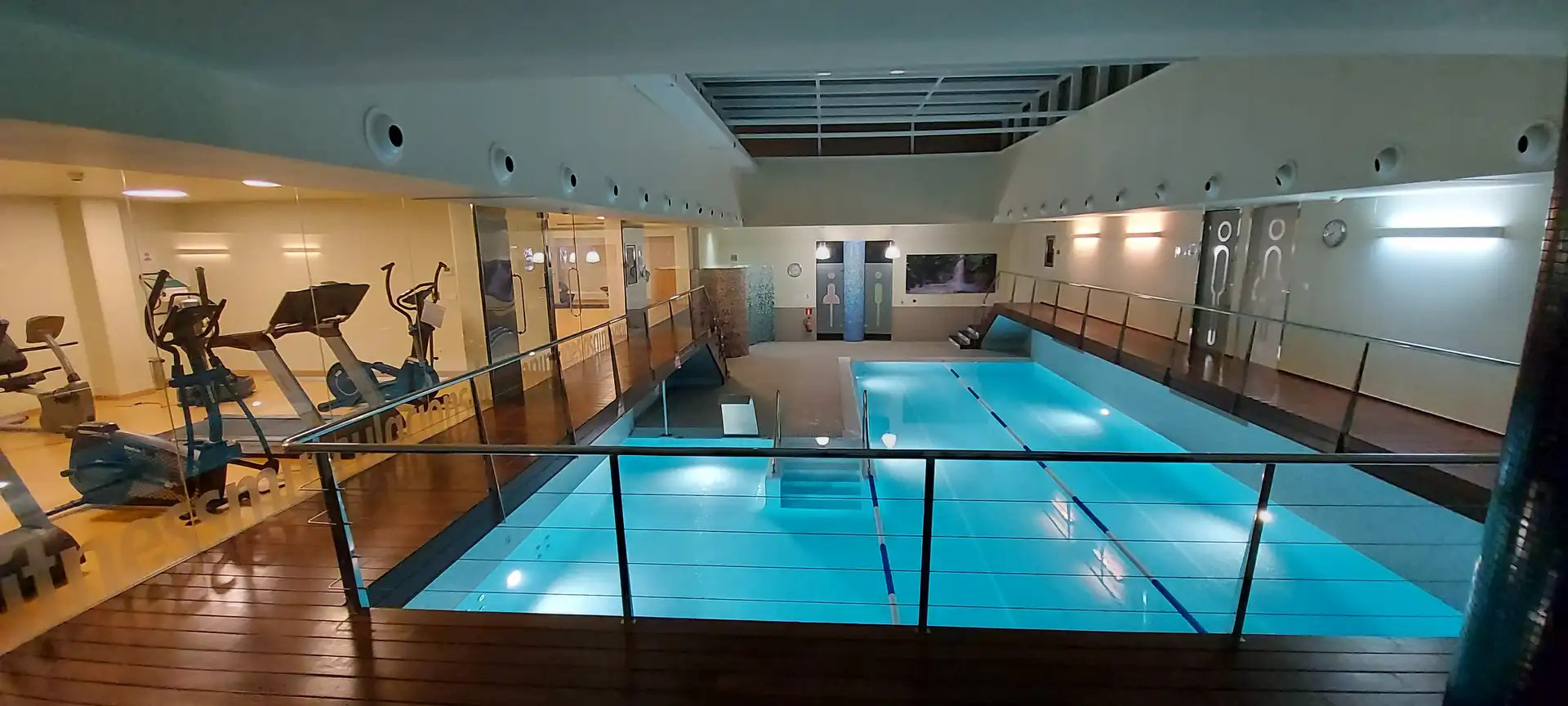Pis amb piscina de lloguer a Rúa Adelaida Muro 26