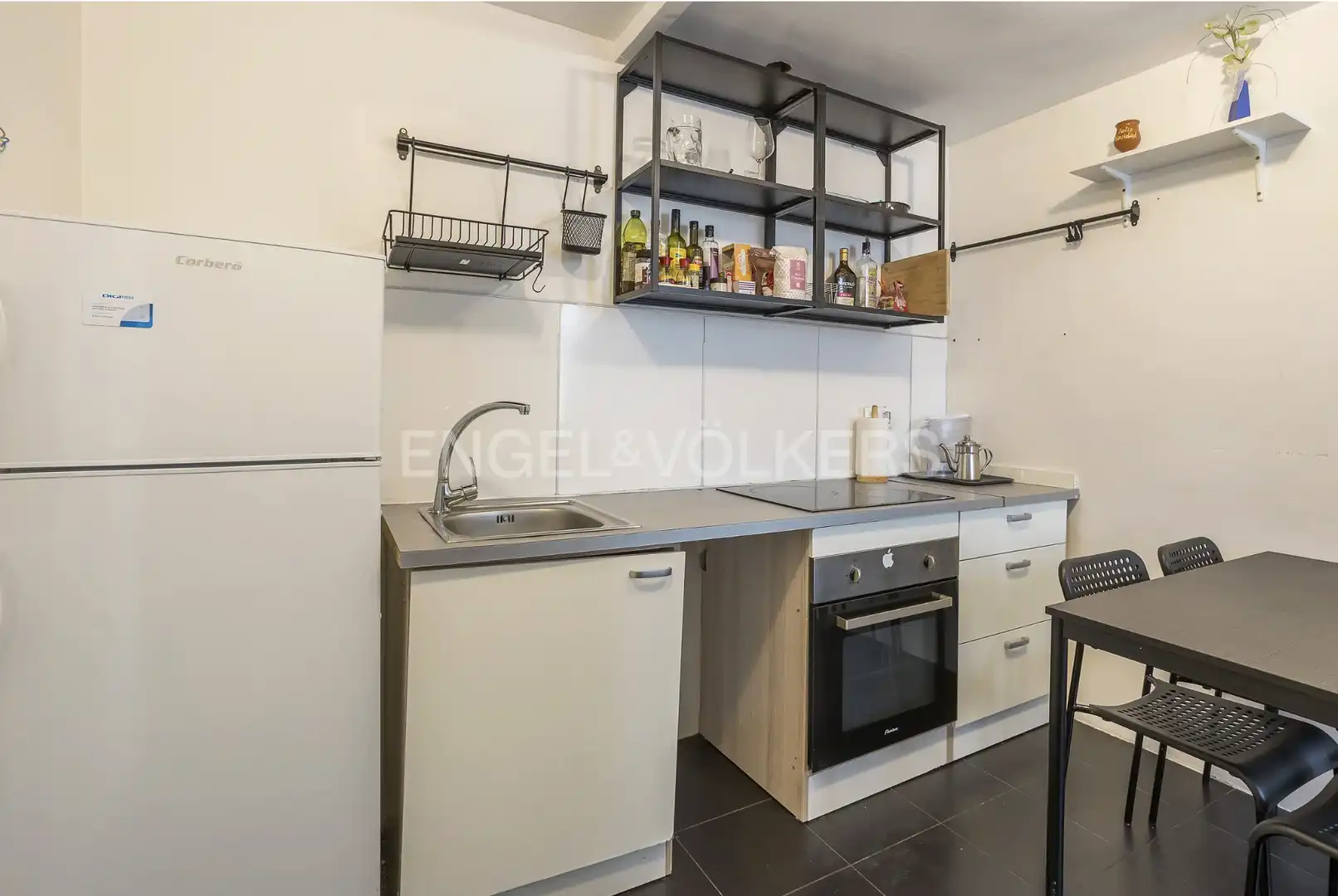 Kitchen of Flat for rent in Madrid  with Heating, Parquet flooring and Pets allowed