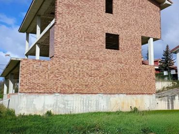 Casa pareada con jardín en venta en Medina de Pomar