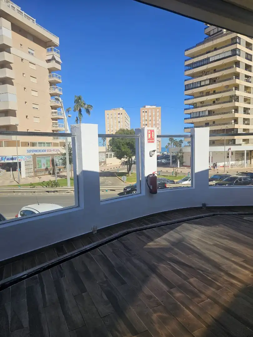 Terraza de Local en traspaso en Cullera con Aire acondicionado, Terraza y Amueblado