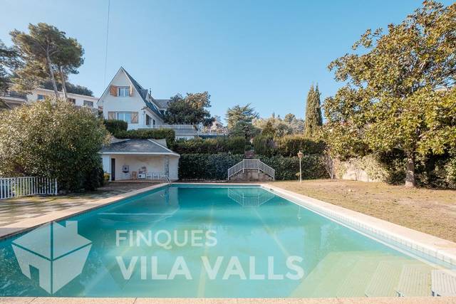 Casa-chalet en Venta en  c del penedés en Bigues i Riells del Fai