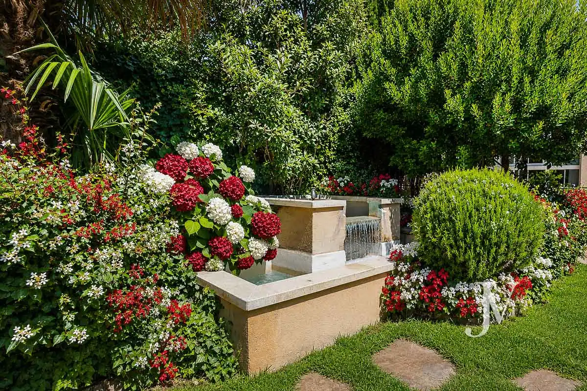 Jardín de Casa adosada en venta en Madrid con Aire acondicionado, Calefacción y Jardín privado