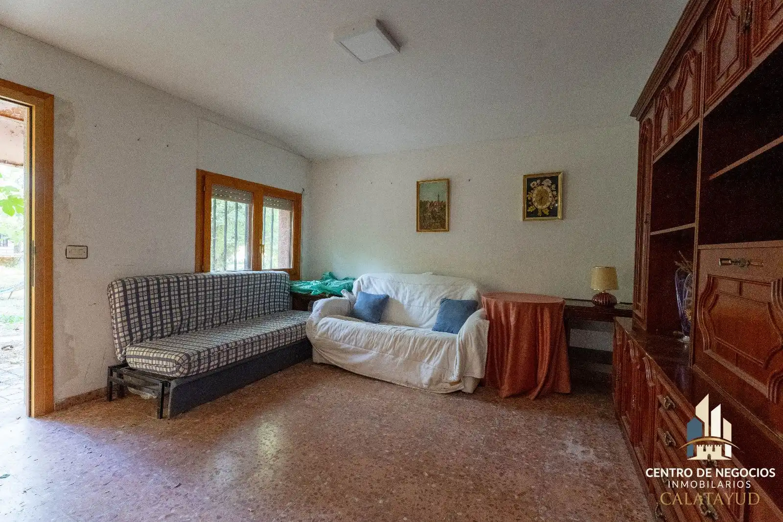 Sala d'estar de Casa o xalet en venda en Calatayud amb Aire condicionat, Calefacció i Piscina