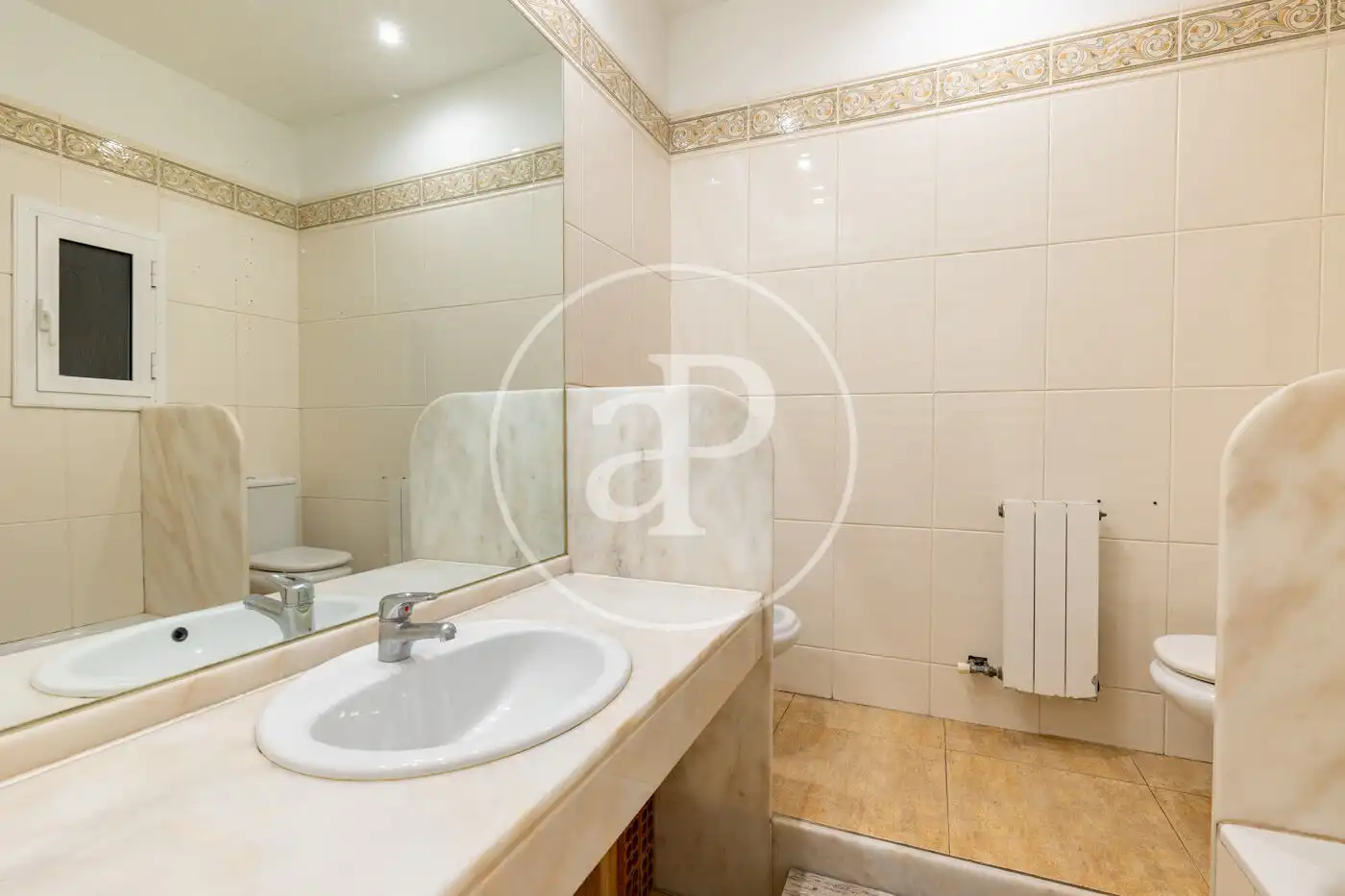 Bany de Pis en venda en Barcelona amb Aire condicionat, Calefacció i Balcó