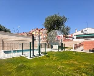 Piscina de Pis de lloguer en  Madrid Capital amb Aire condicionat, Calefacció i Traster