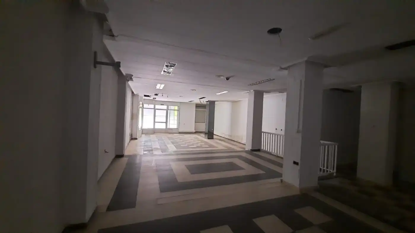 Business premises for sale in Calle VICTOR PEREZ, imagen 8