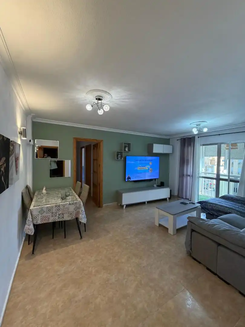 Living room of Flat for sale in Sevilla  with Air Conditioner and Terrace