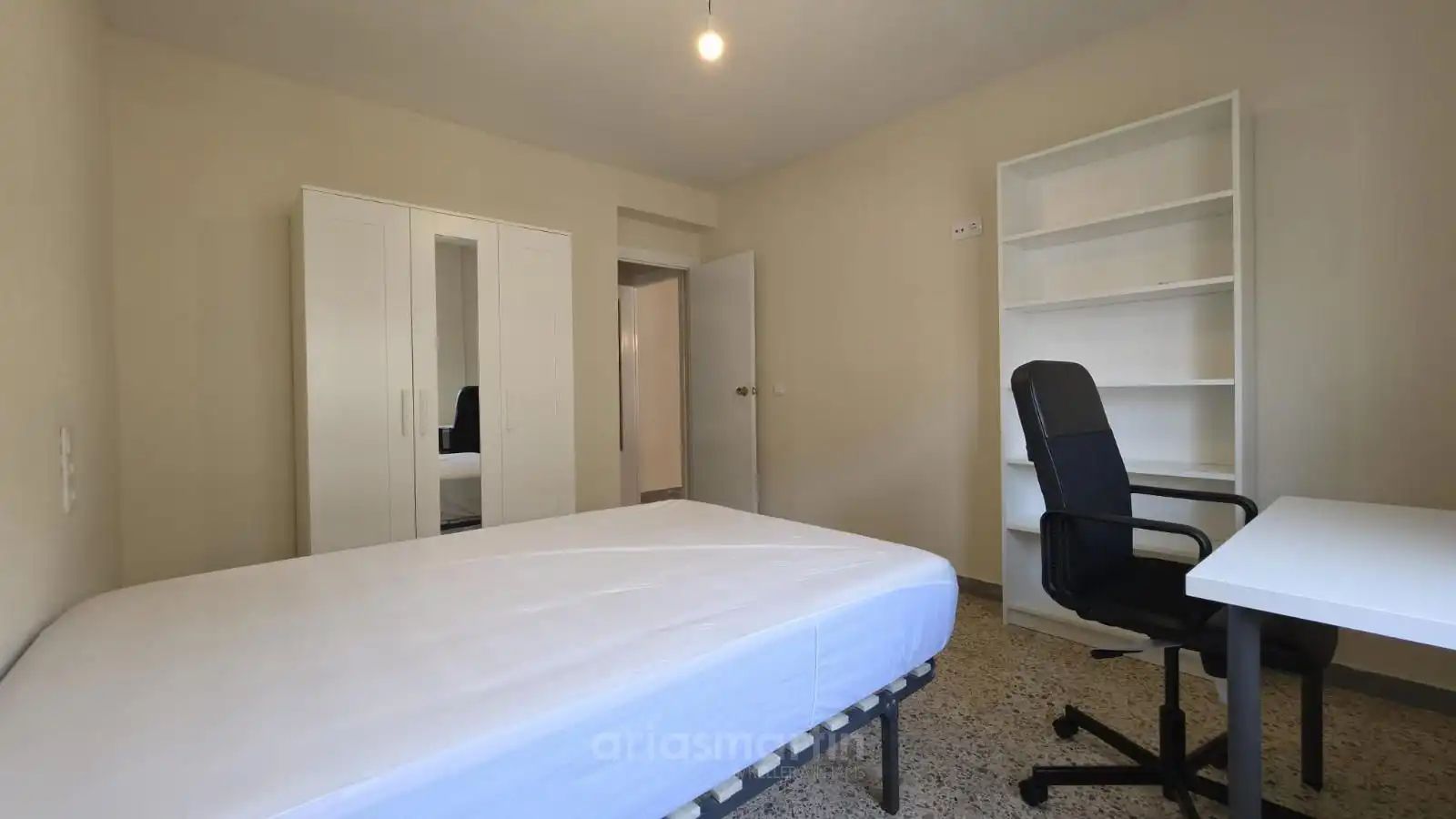 Piso de alquiler en Italia, Carmelitas