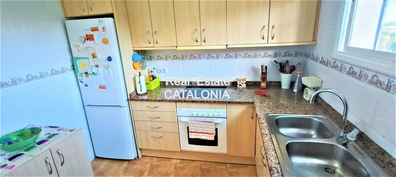 Küche von Haus oder Chalet zum Verkauf in Lloret de Mar mit Heizung, Privatgarten und Terrasse