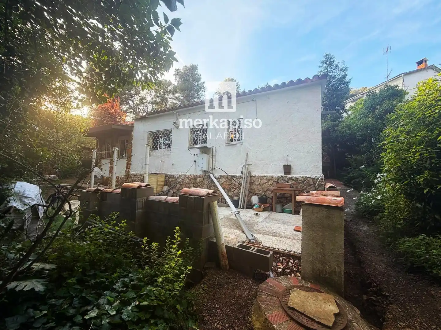 Vista exterior de Casa o xalet en venda en El Montmell amb Calefacció i Jardí privat