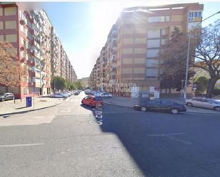 Vista exterior de Pis de lloguer en  Sevilla Capital amb Aire condicionat, Calefacció i Moblat