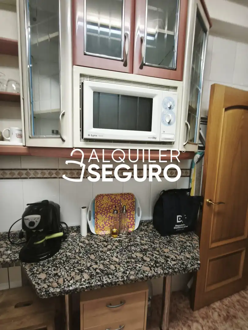 Piso de alquiler en Zaragoza con Aire acondicionado, Calefacción y Terraza