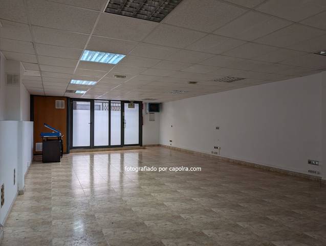 Local comercial en Alquiler en Barri de les Corts