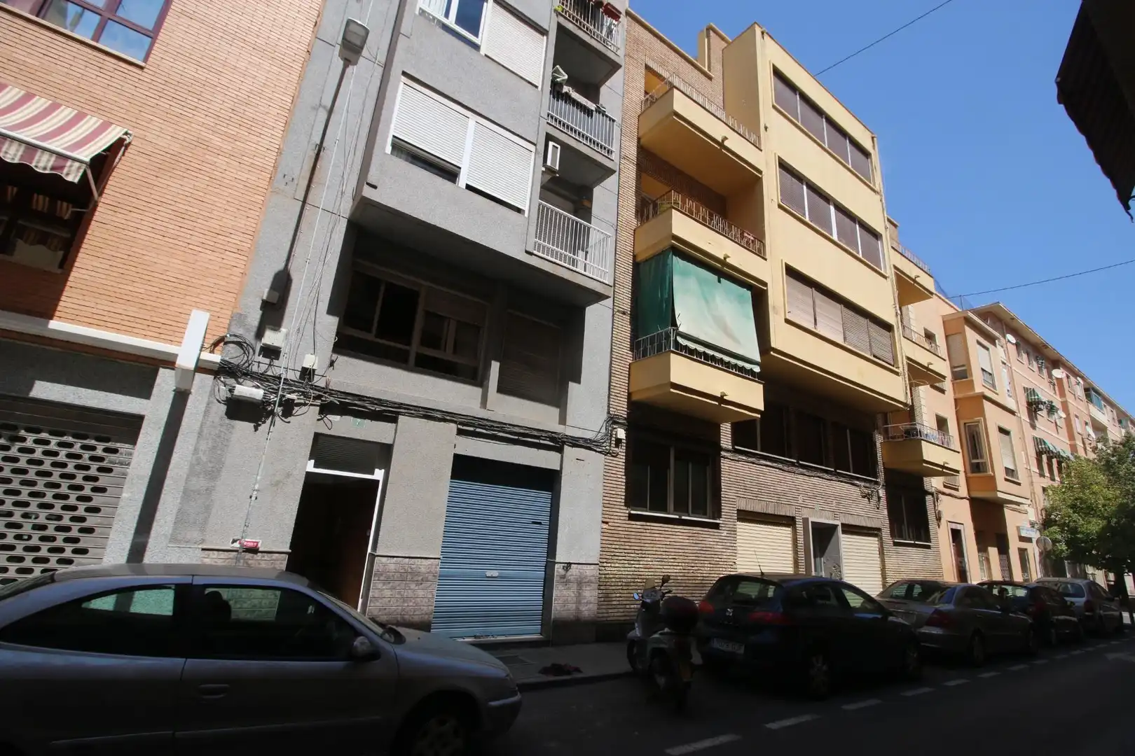 Vista exterior de Edifici en venda en Alicante / Alacant
