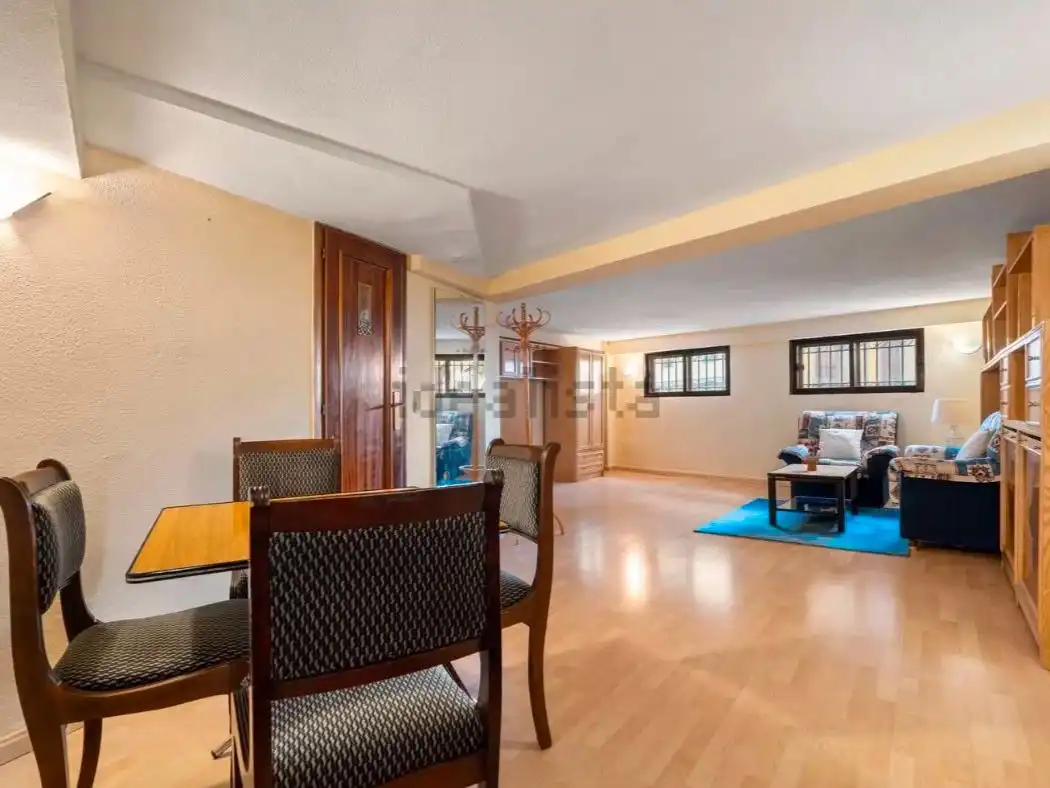 Oficina en venta en La Línea de la Concepción