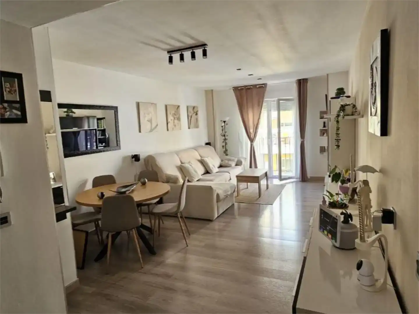 Wohnzimmer von Wohnung zum Verkauf in Peñíscola / Peníscola mit Klimaanlage und Balkon