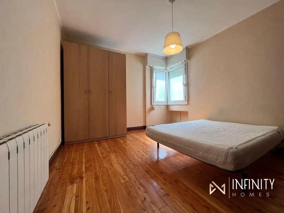 Habitación de Piso de alquiler en Bilbao  con Calefacción y Terraza