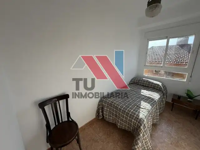 Habitación de Piso en venta en Fuensalida con Terraza, Horno y Lavadora