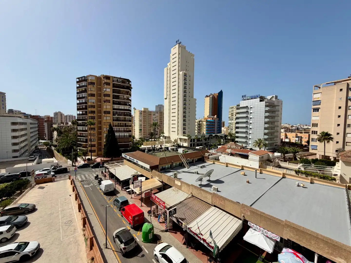 Vista exterior de Piso en venta en Benidorm con Terraza