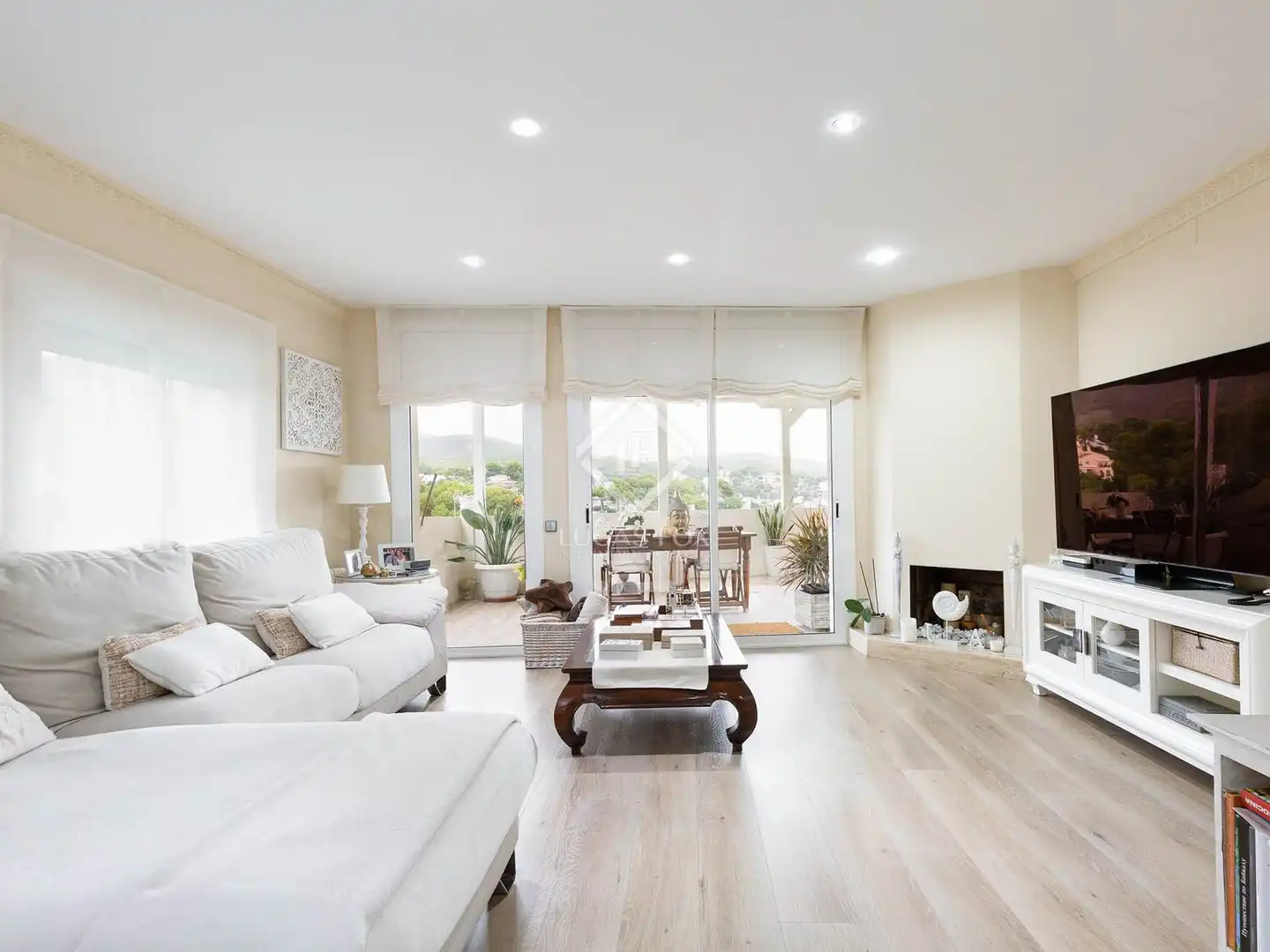 Detached house with terrace for sale in Montmar, imagen 11