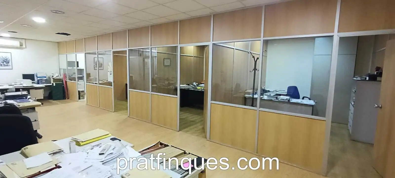 Commercial properties for sale in El Prat de Llobregat  with Air Conditioner, Heating and Parquet flooring