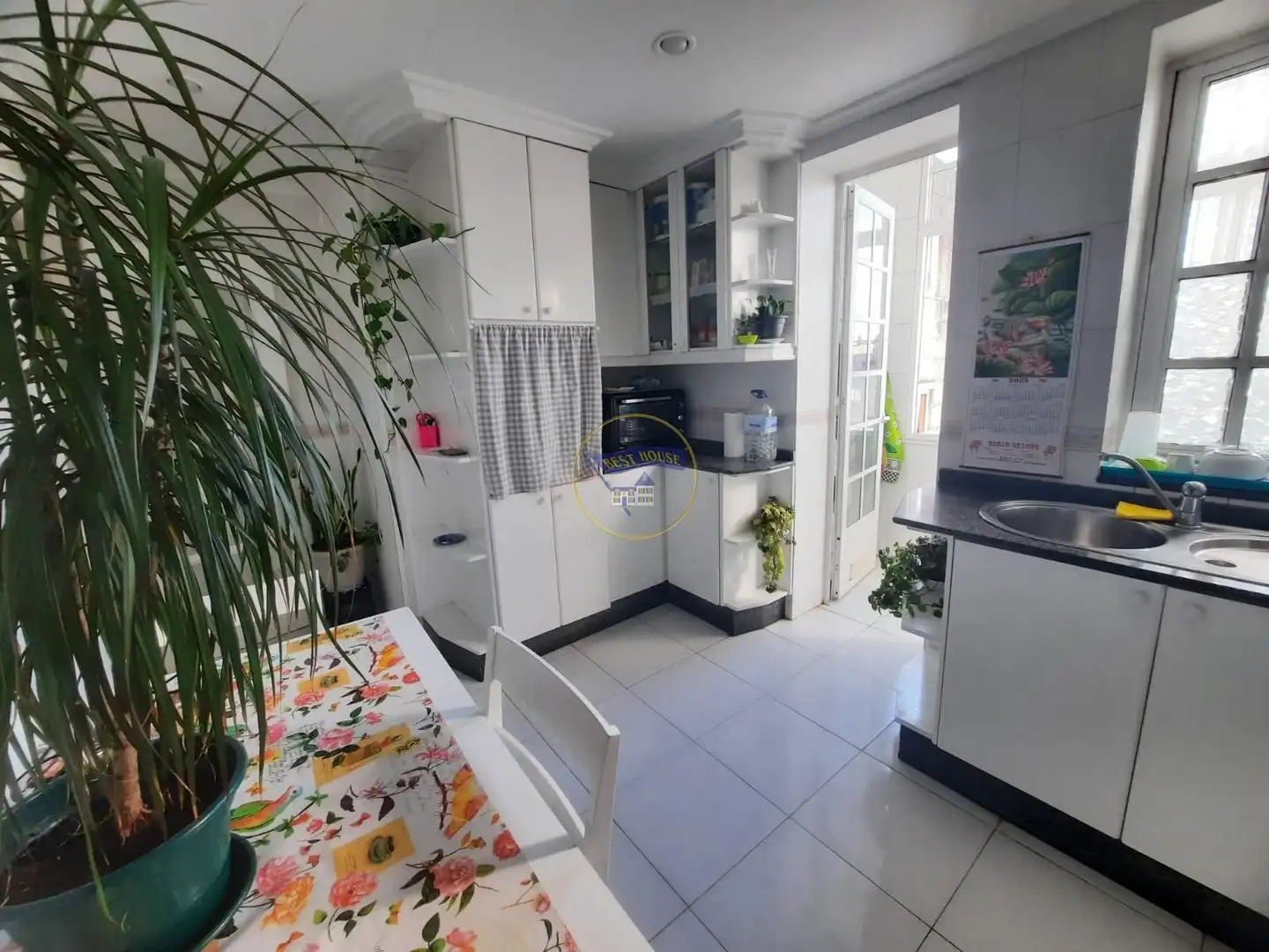 Cocina de Piso en venta en Vigo  con Calefacción y Amueblado