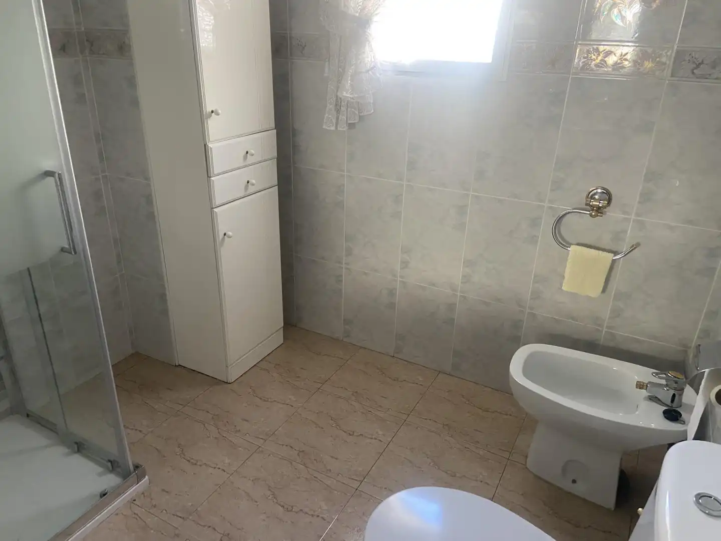 Bany de Pis en venda en Córdoba amb Aire condicionat i Terrassa