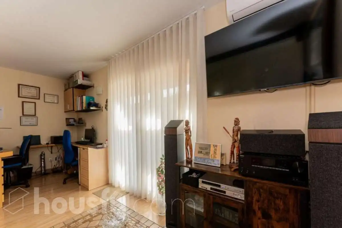 Piso con ascensor en venta en Passatge de Xaloc ., imagen 24