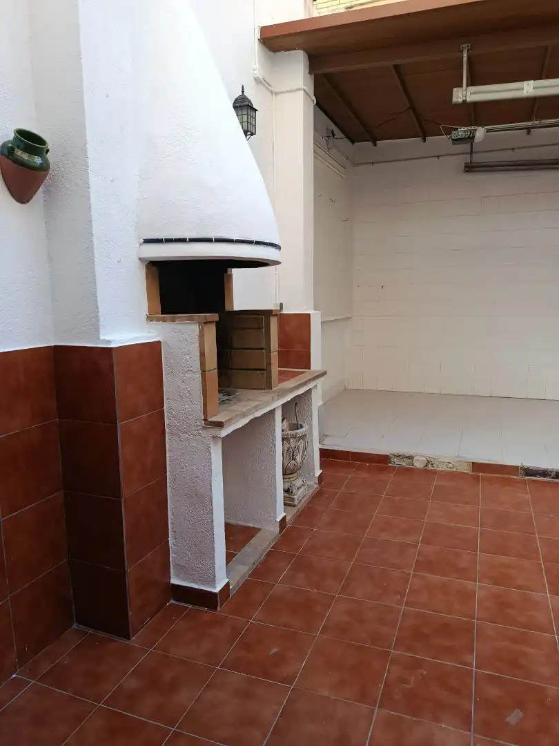 Küche von Erdgeschoss zum Verkauf in Badalona mit Klimaanlage, Heizung und Parkett