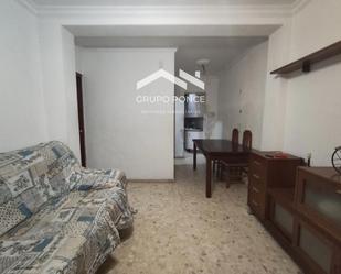 Sala d'estar de Casa o xalet en venda en Jerez de la Frontera amb Moblat