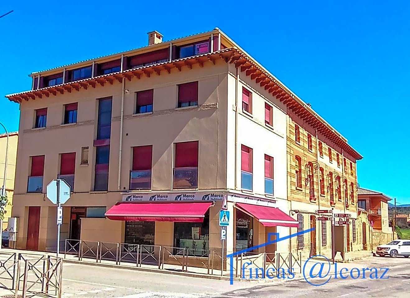 Flat for sale in Ayerbe  with Air Conditioner