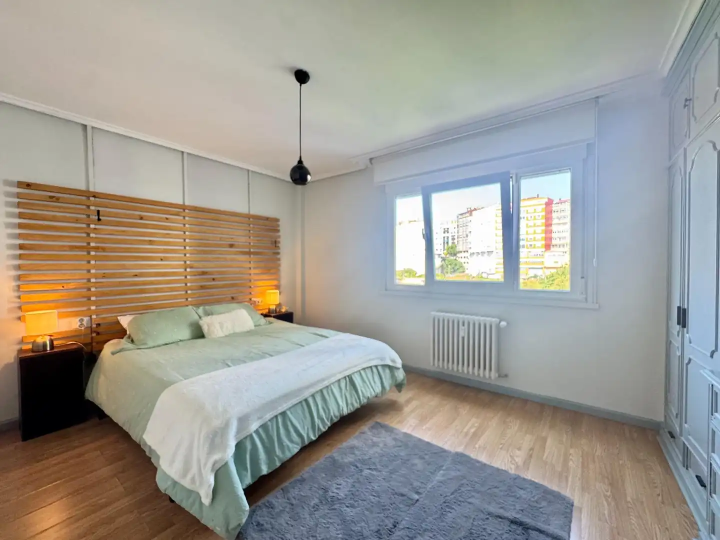 Habitación de Piso en venta en Vigo  con Calefacción, Parquet y Trastero