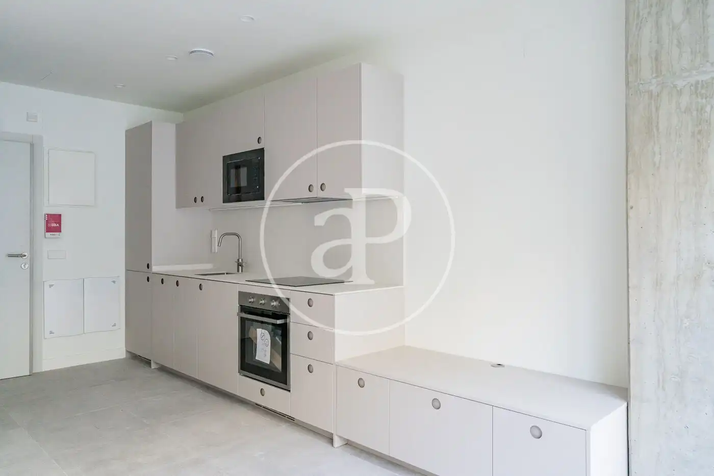 Kitchen of Flat for rent in Madrid  with Air Conditioner, Heating and Private garden